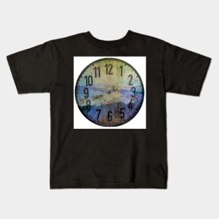 Clock face - Smoky Mountains Grunge Turqouise Blue Violet Option Kids T-Shirt